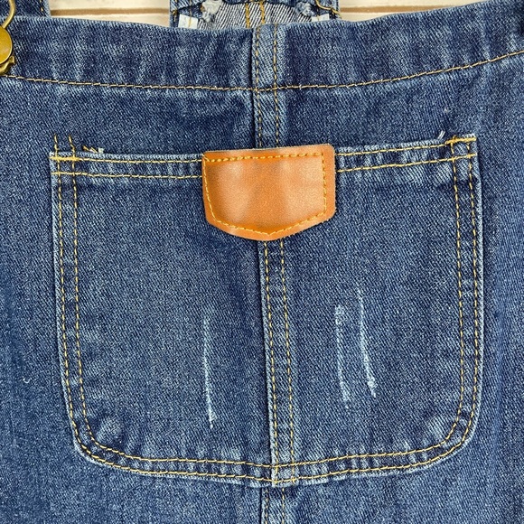 NWT AVA COSTUME Blue Denim Ripped Distressed Bib Overalls size Medium - Picture 4 of 13